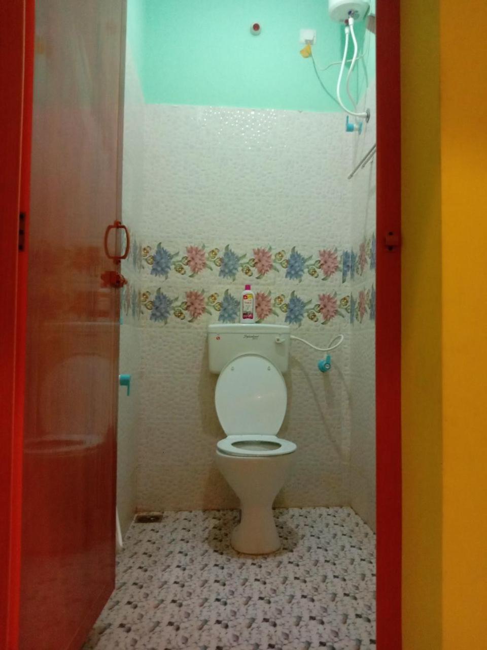 פונדיצ'רי Thendral Hostel Monthly Rental מראה חיצוני תמונה